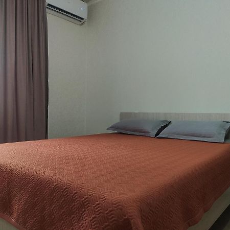 شقة Aura On Sydykova Street 290 بيشكيك المظهر الخارجي الصورة