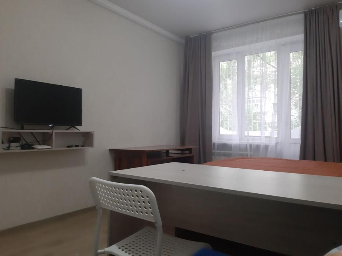 شقة Aura On Sydykova Street 290 بيشكيك المظهر الخارجي الصورة