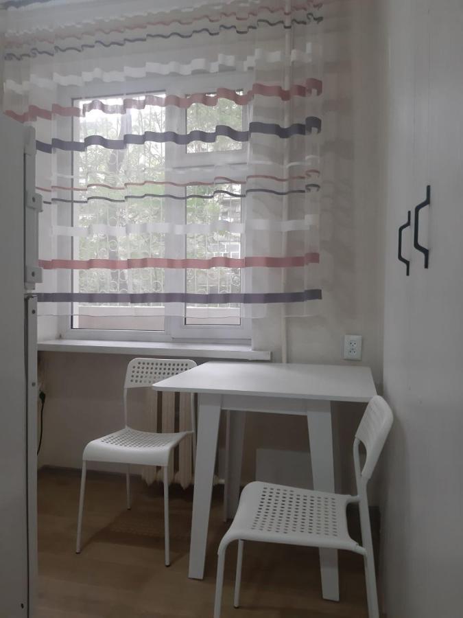 شقة Aura On Sydykova Street 290 بيشكيك المظهر الخارجي الصورة